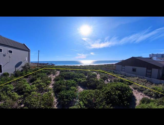 LAND FOR SALE IN BRITANNIA BAY